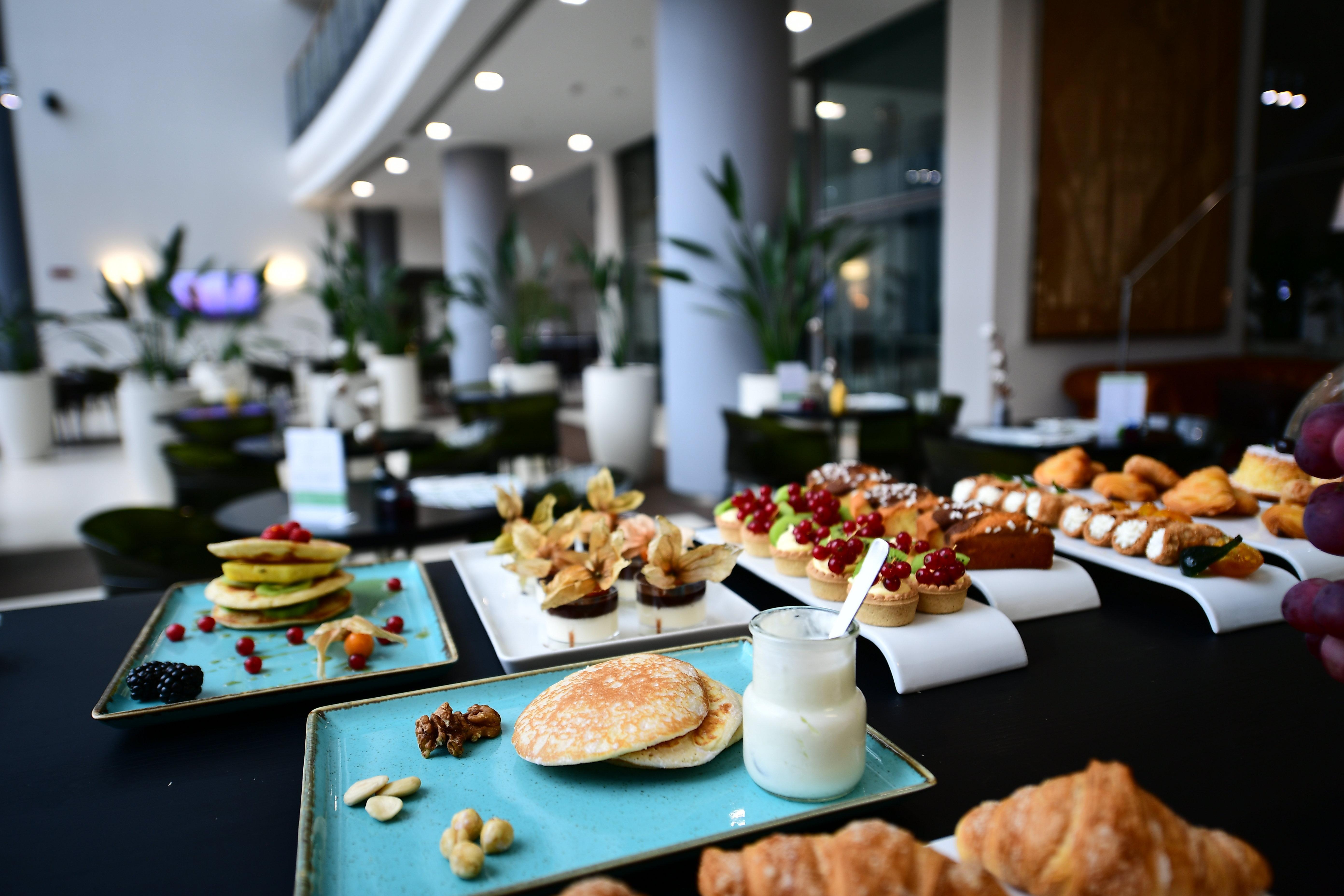 Holiday Inn Nola - Naples Vulcano Buono By Ihg Exterior photo